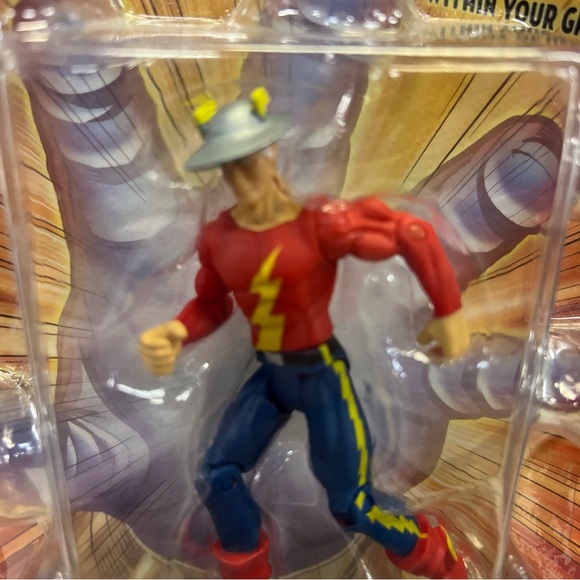 Mattel DC Universe Crisis The Flash Action Figure - Red and Blue - Picture 3 of 7